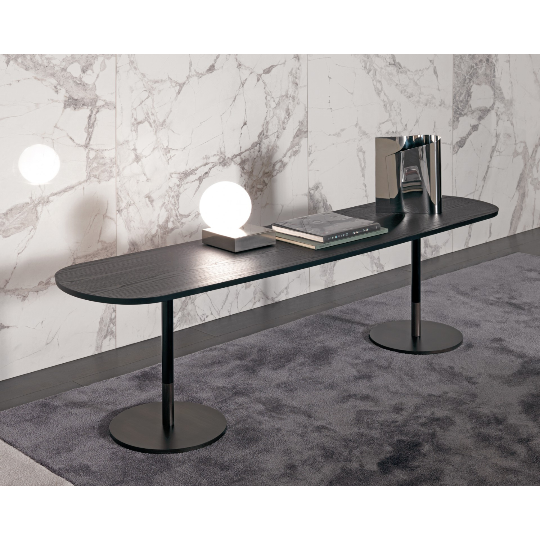 Stiletto Console