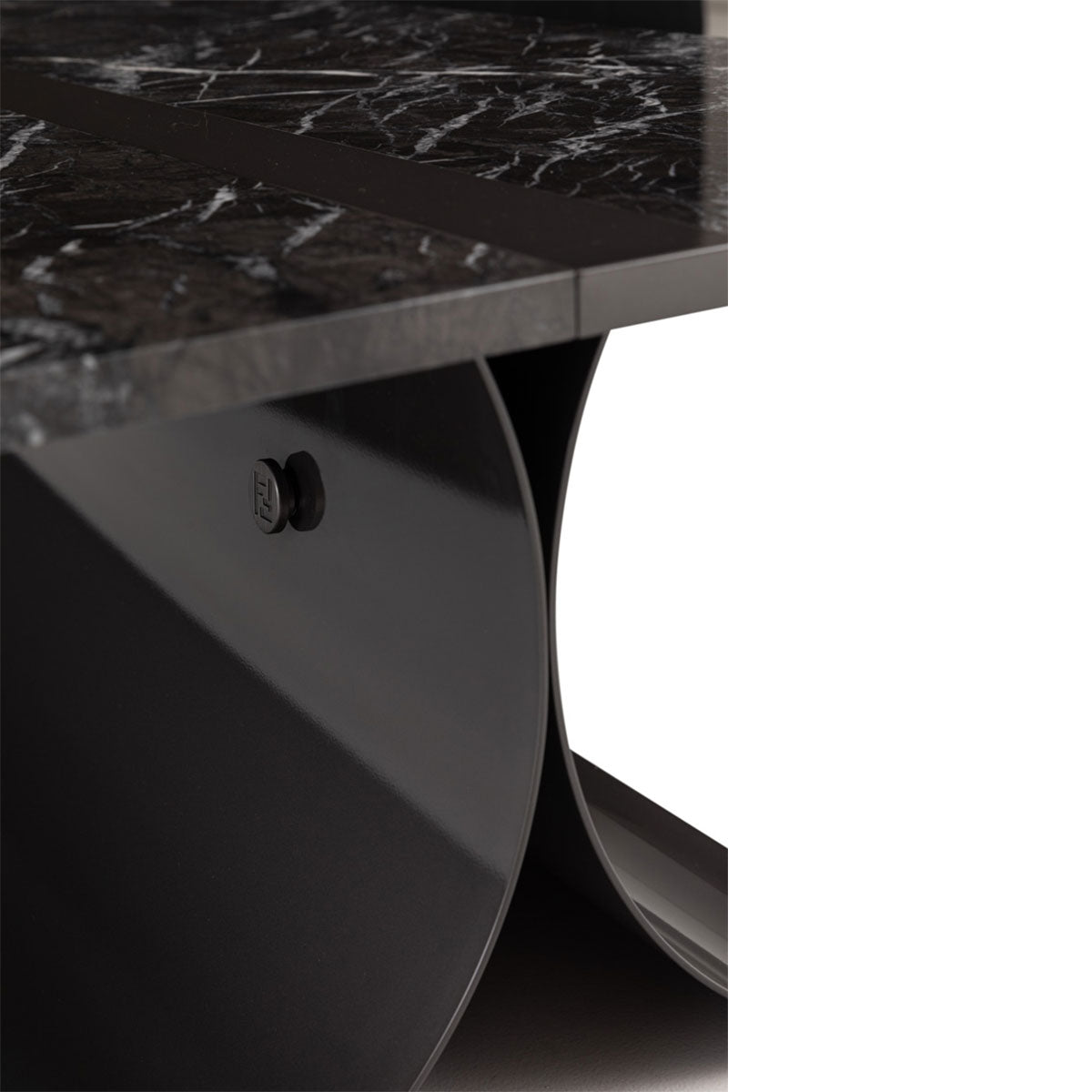 FF Kiss Coffee Table