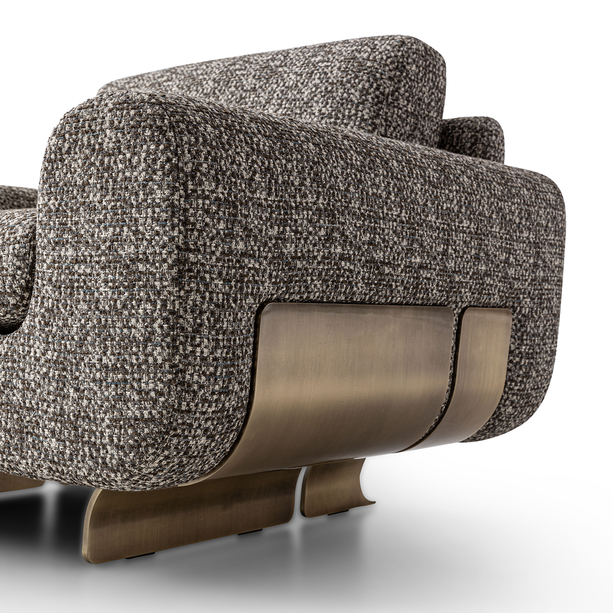 Gran pliè Armchair