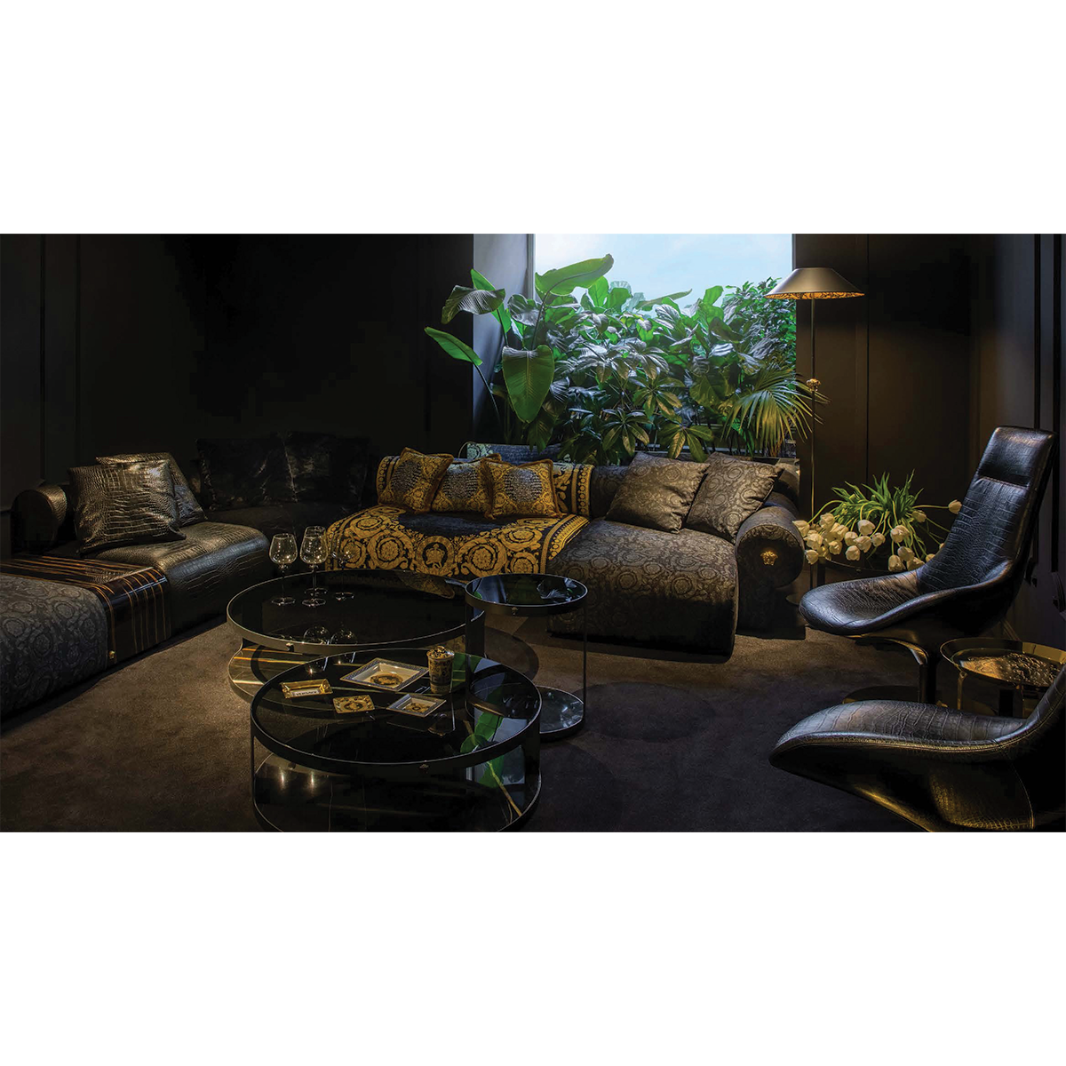 Medallion Coffee & Side Table