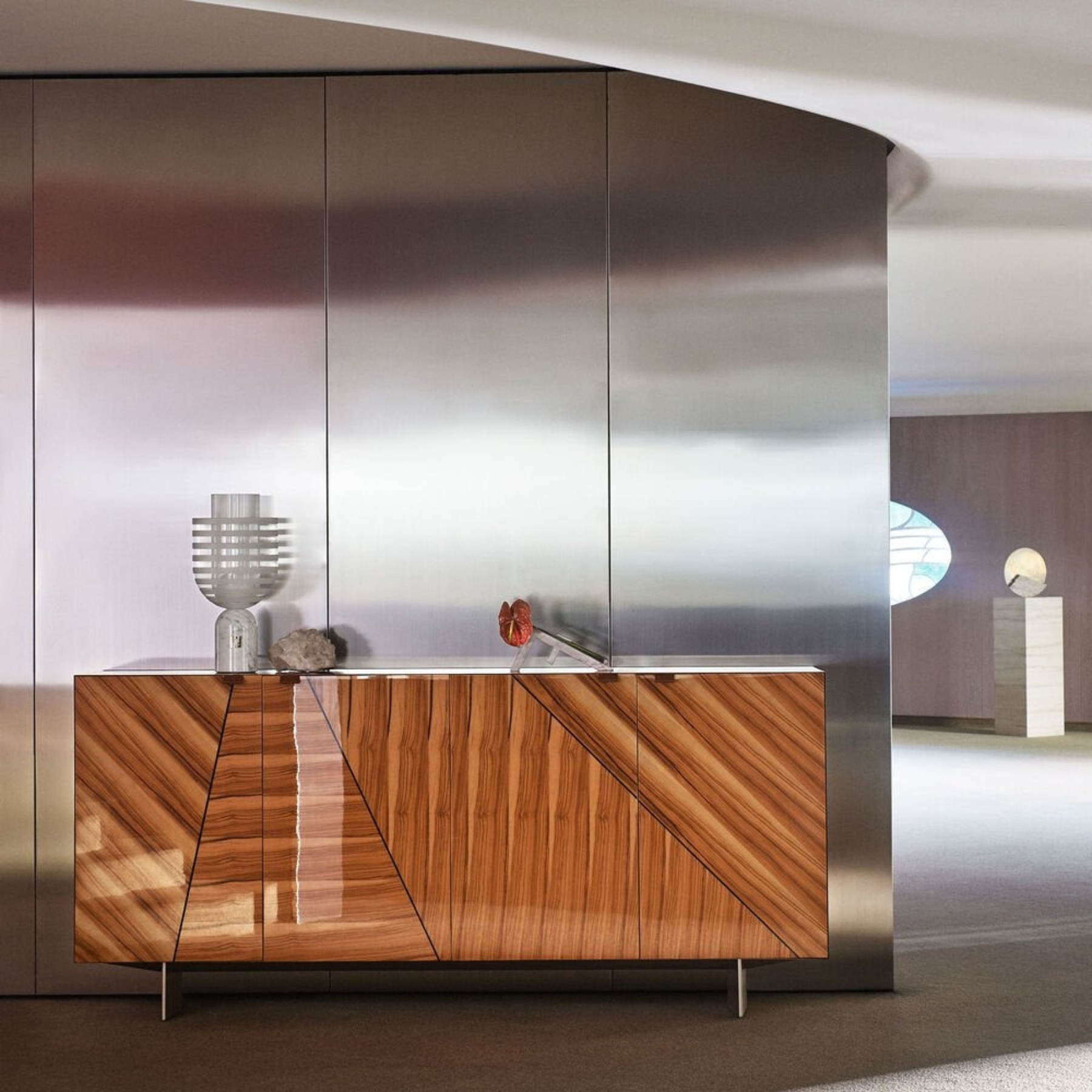 Selbit Chest of Drawers