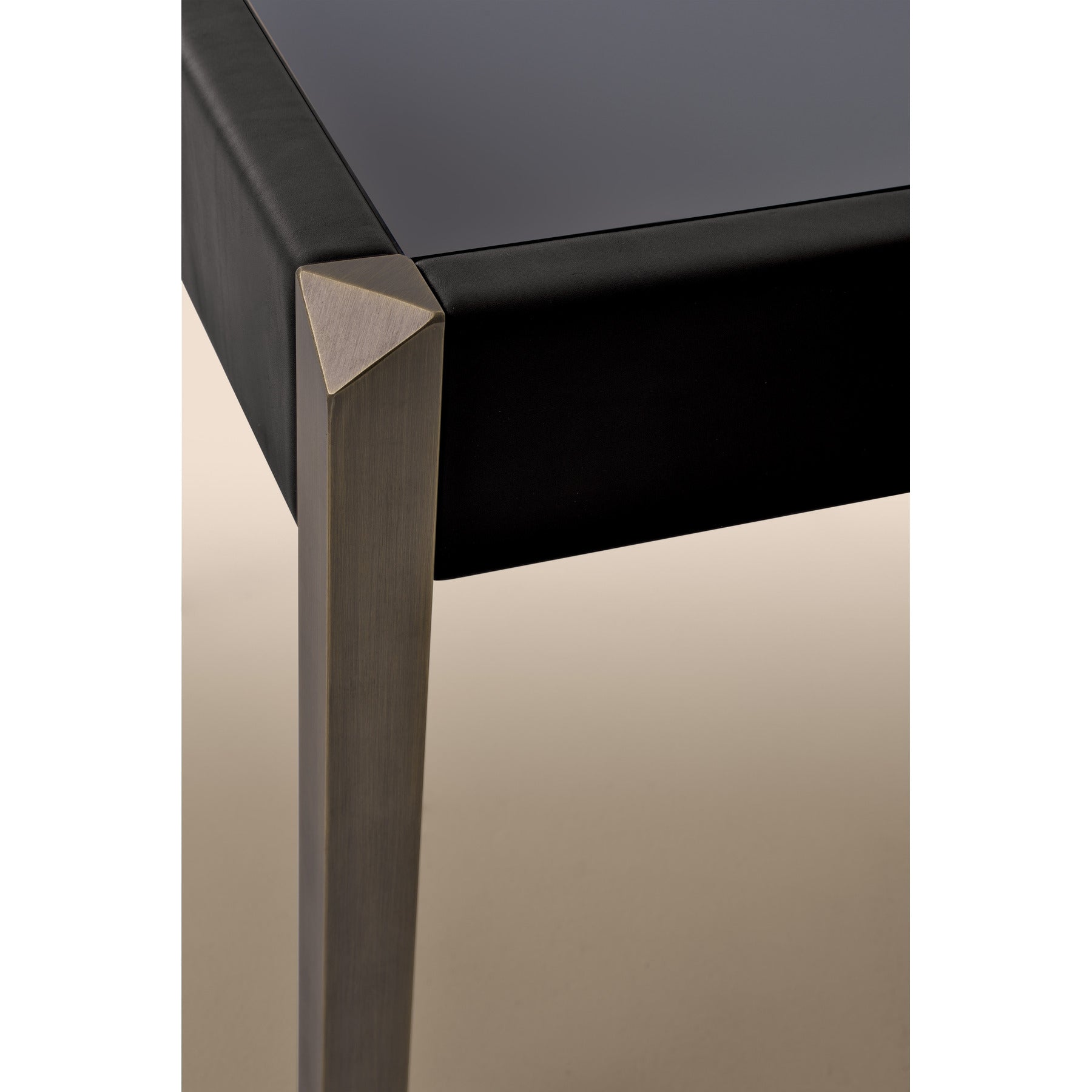 Band Coffee & Side Table