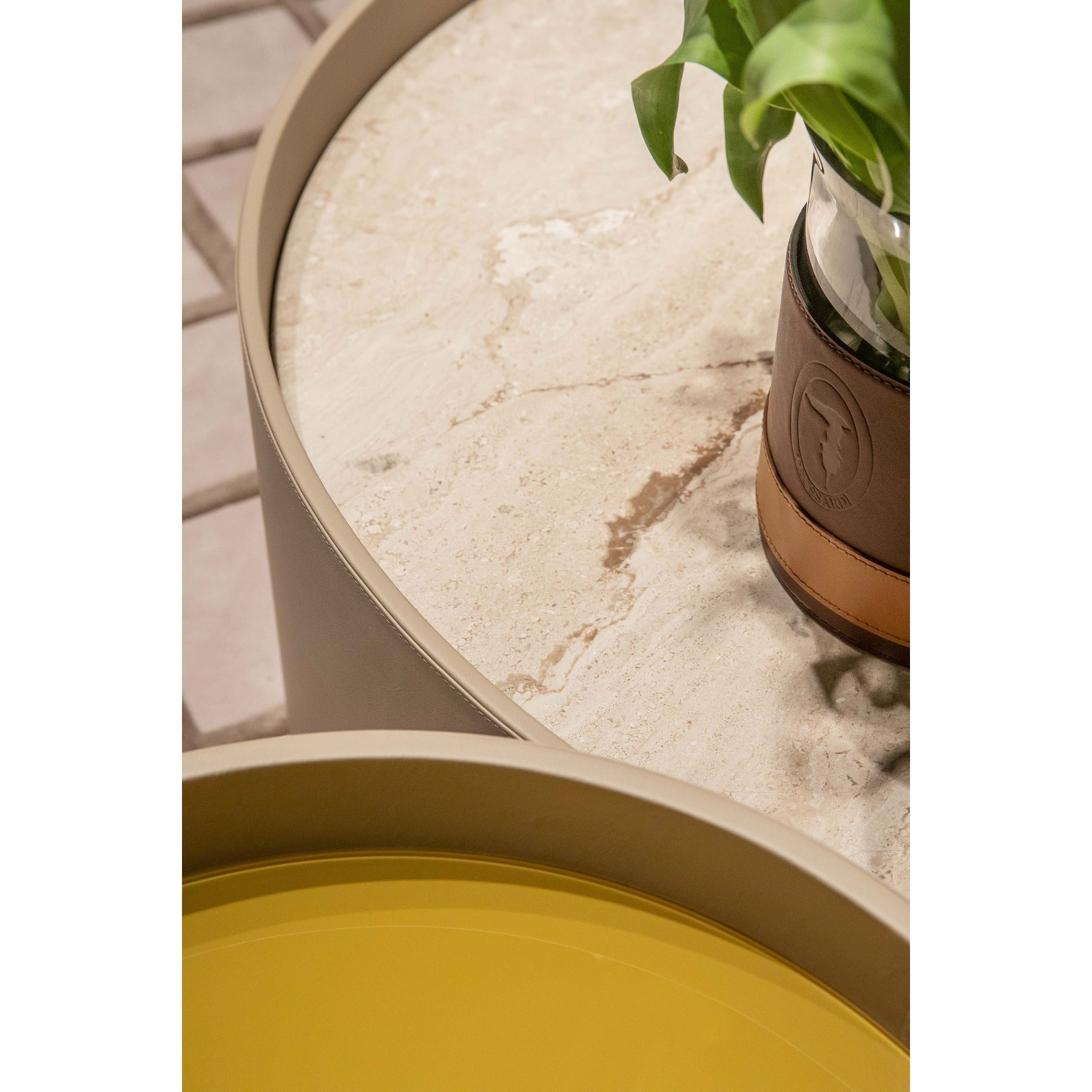 Monny Coffee & Side Table