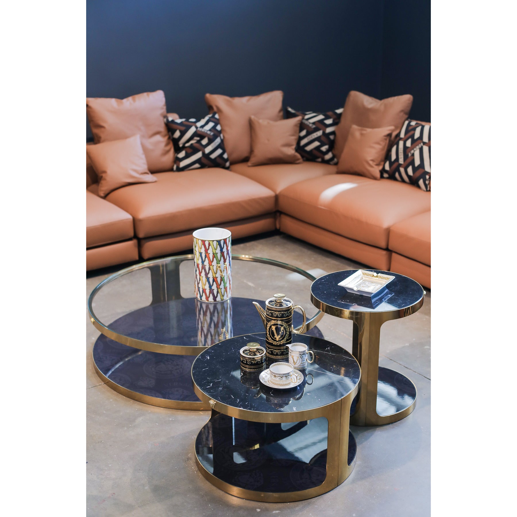 Medallion Coffee & Side Table