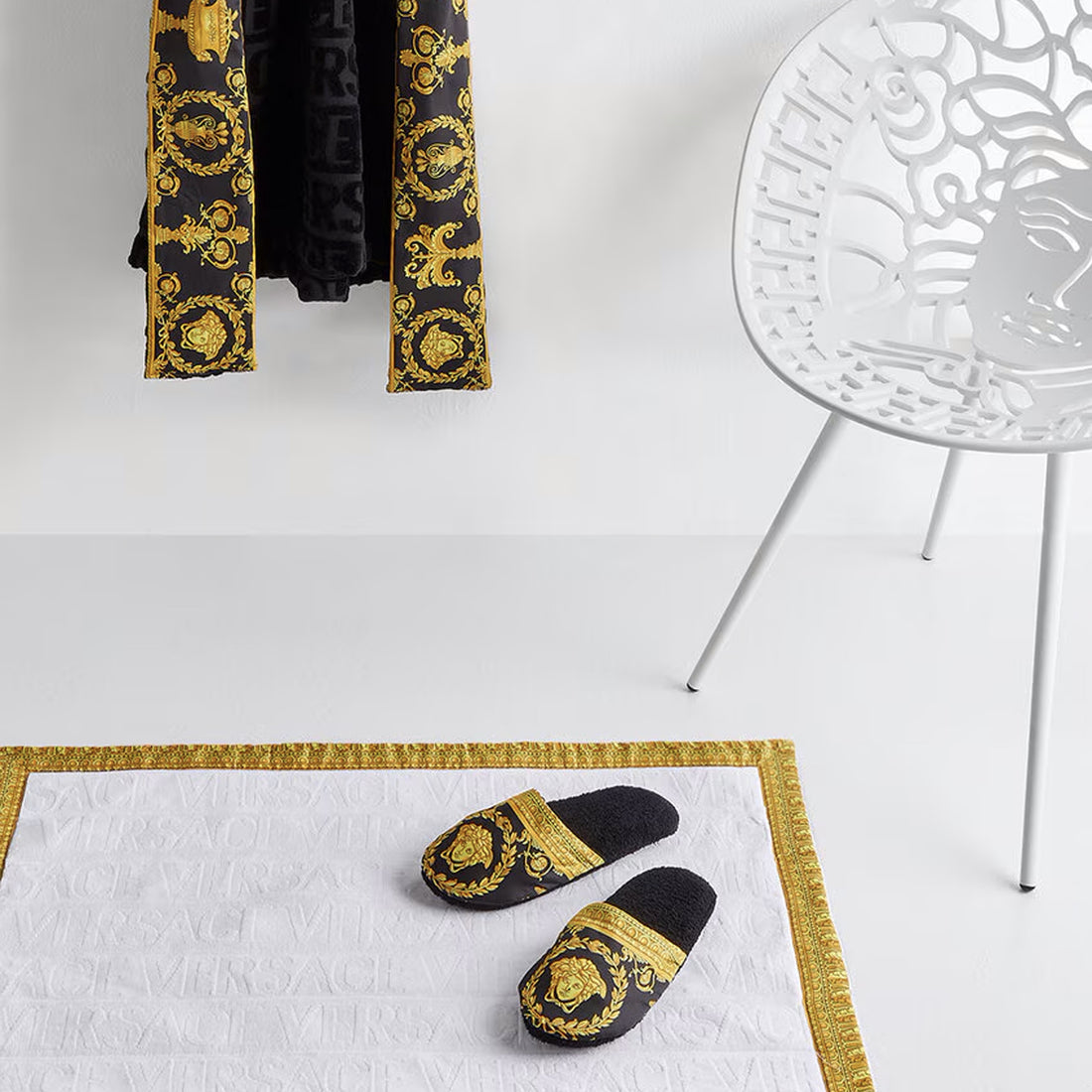 Barocco&Robe Printed Slippers- Black