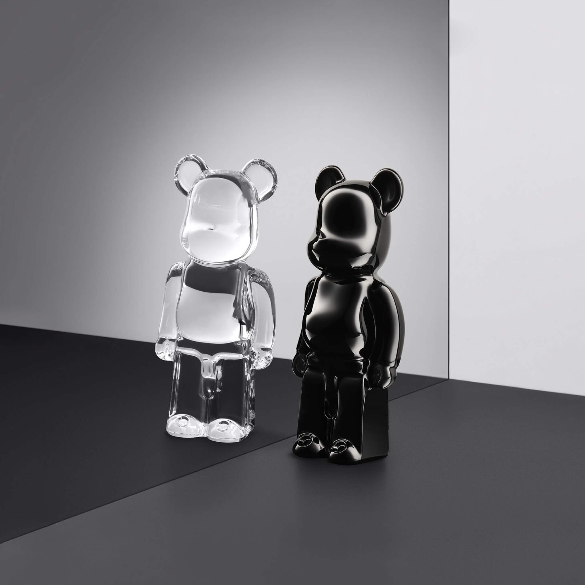 Bearbrick Standing - Black