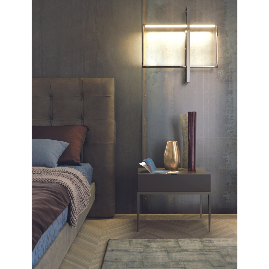 Kessler Bedside Table