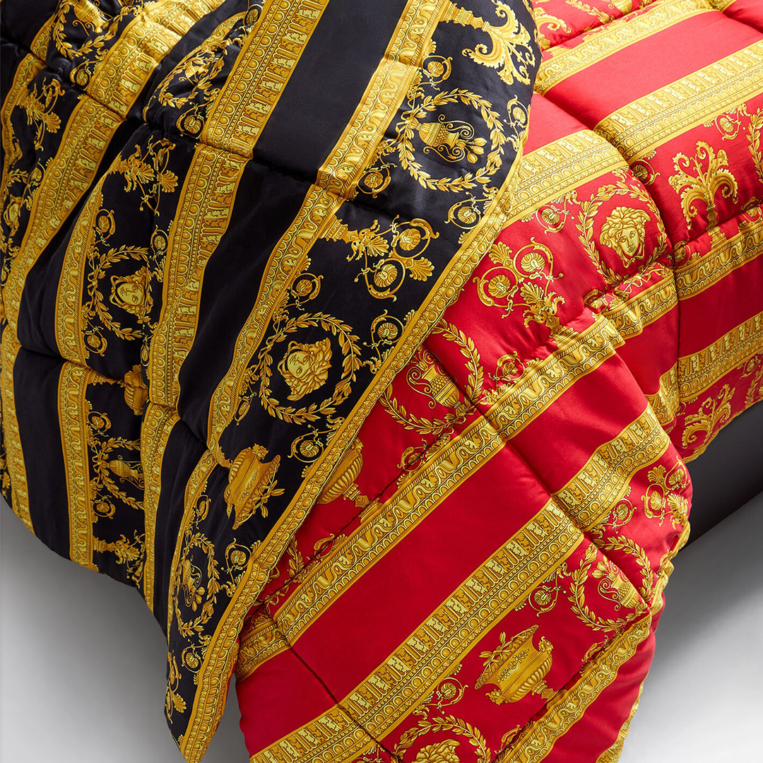 Barocco&amp;Robe Comforter Red-Black-Gold