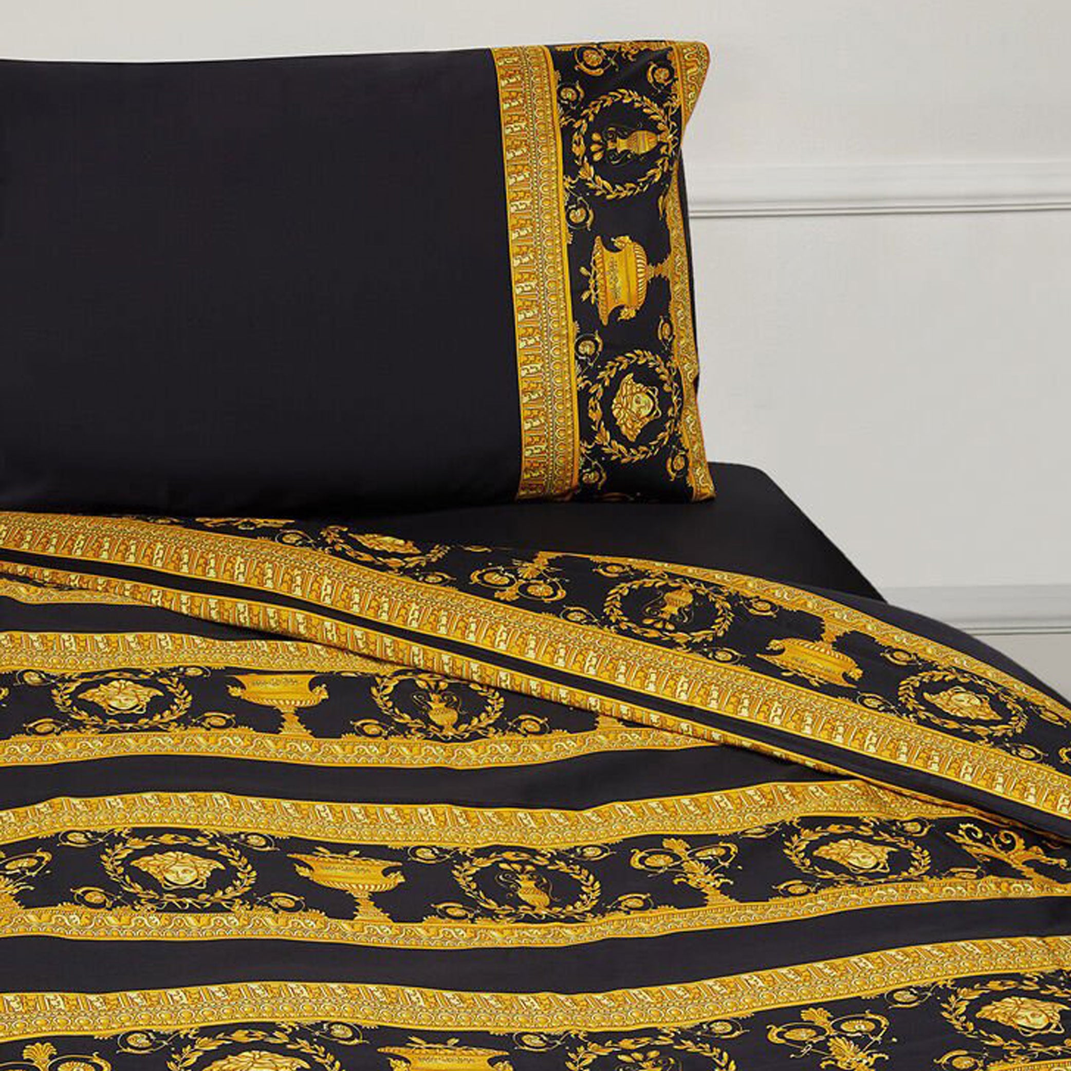 Barocco&Robe King Size Duvet- Black & Gold