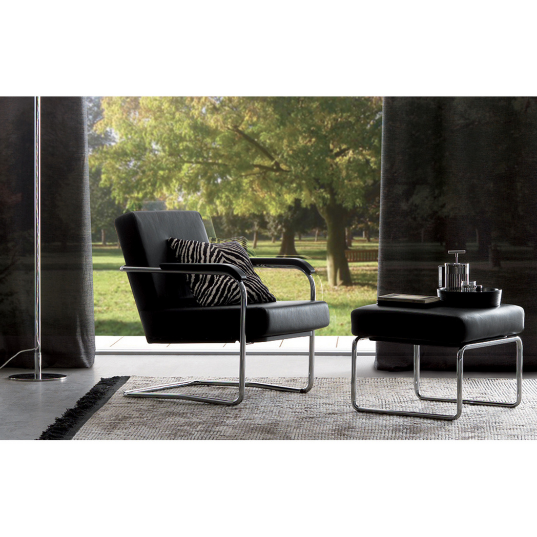 WM Armchair