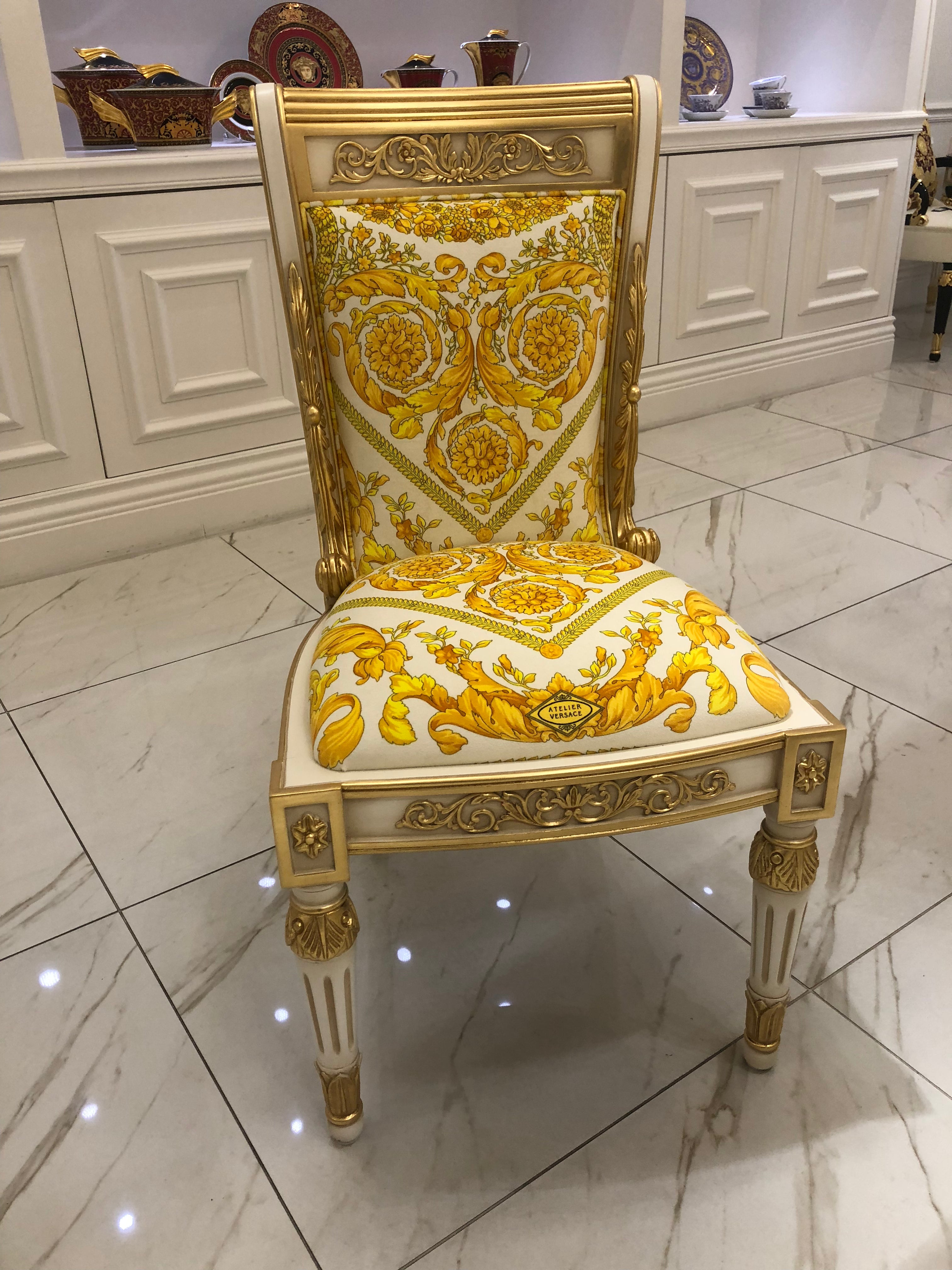 Vanitas Armchair